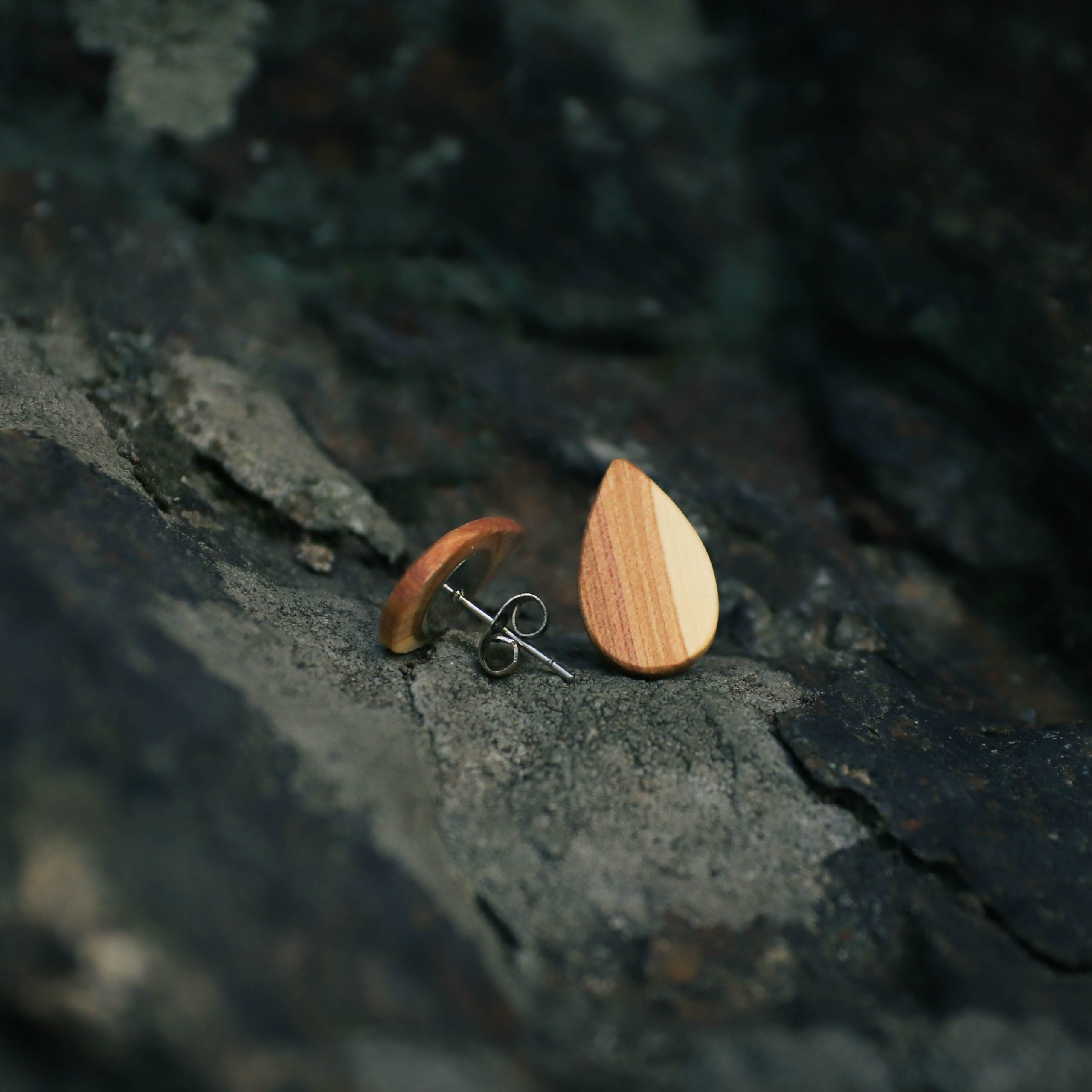 Ohrstecker aus Holz - Form "Tropfen" – Bild 13