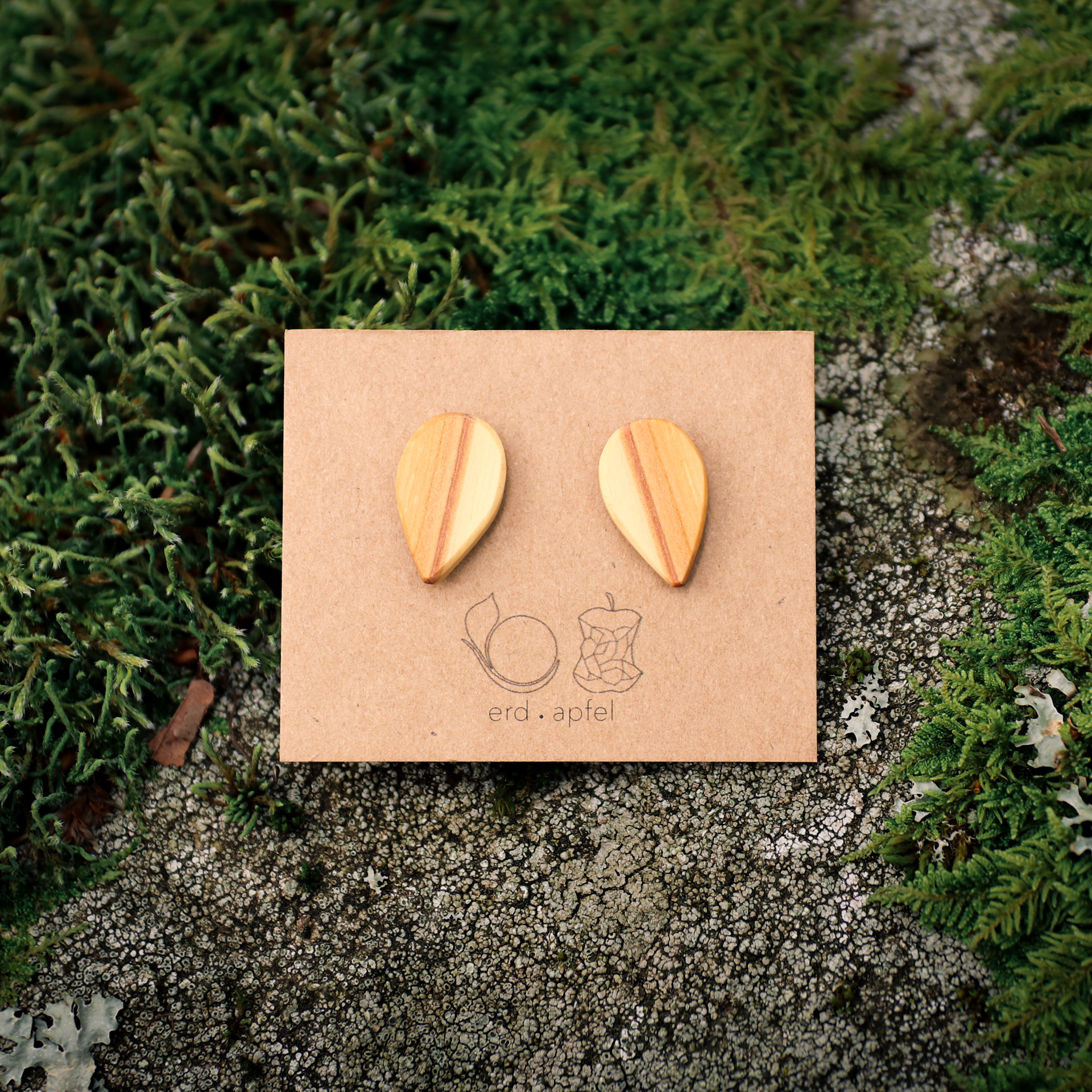 Ohrstecker aus Holz - Form "Tropfen" – Bild 15